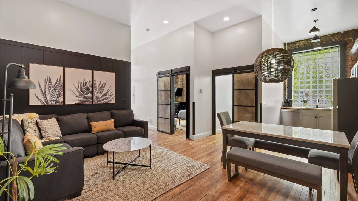Kamm's Corners Apartment | A Cleveland Modern and Historic Apartment