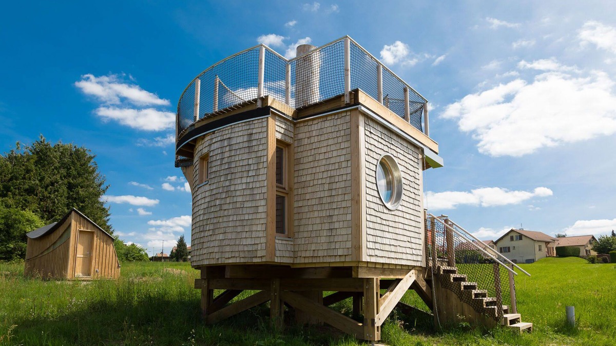 Xertigny Ski Chalet | A cocoon-like lodging to nestle against one another.