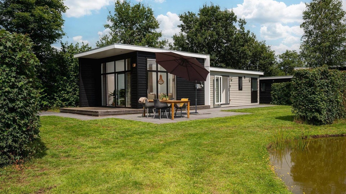 Municipality of Rijssen-Holten House | A comfortable forest lodge with hot tub!