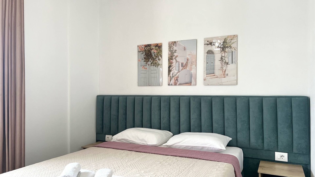 Ksamil Apartment | A comfortable home-away-from-home experience, close to everything.