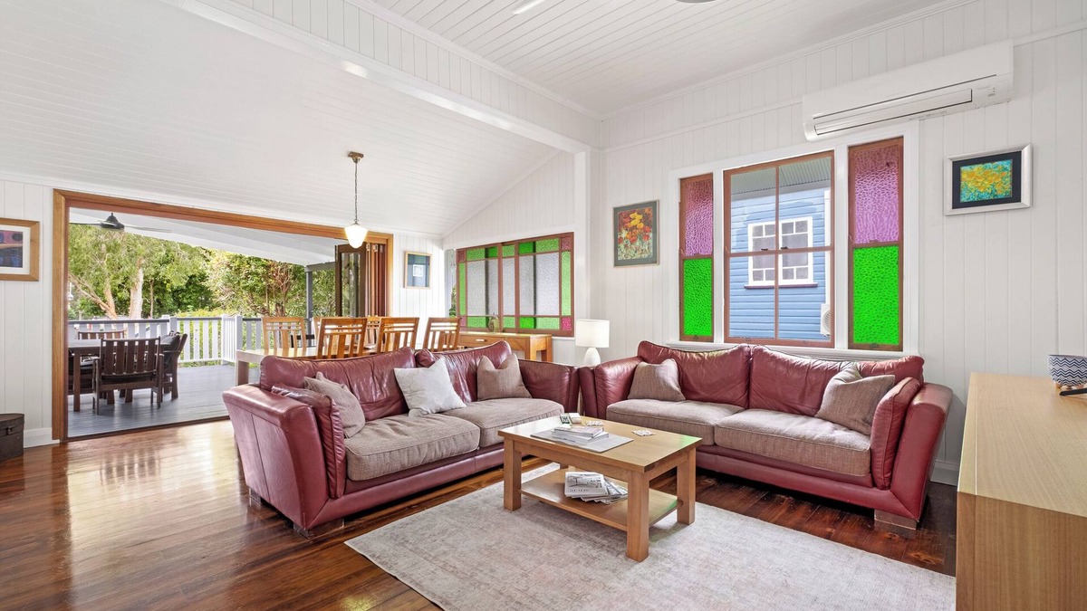 East Brisbane House | A Comfy Family QLDr ~ 3Bed/2Bath/1Car ~ House