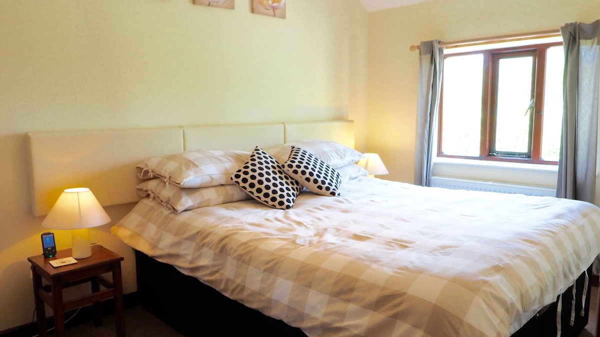 Cowbridge Cottage | A cosy one bedroom cottage set in the idyllic Vale of Glamorgan.