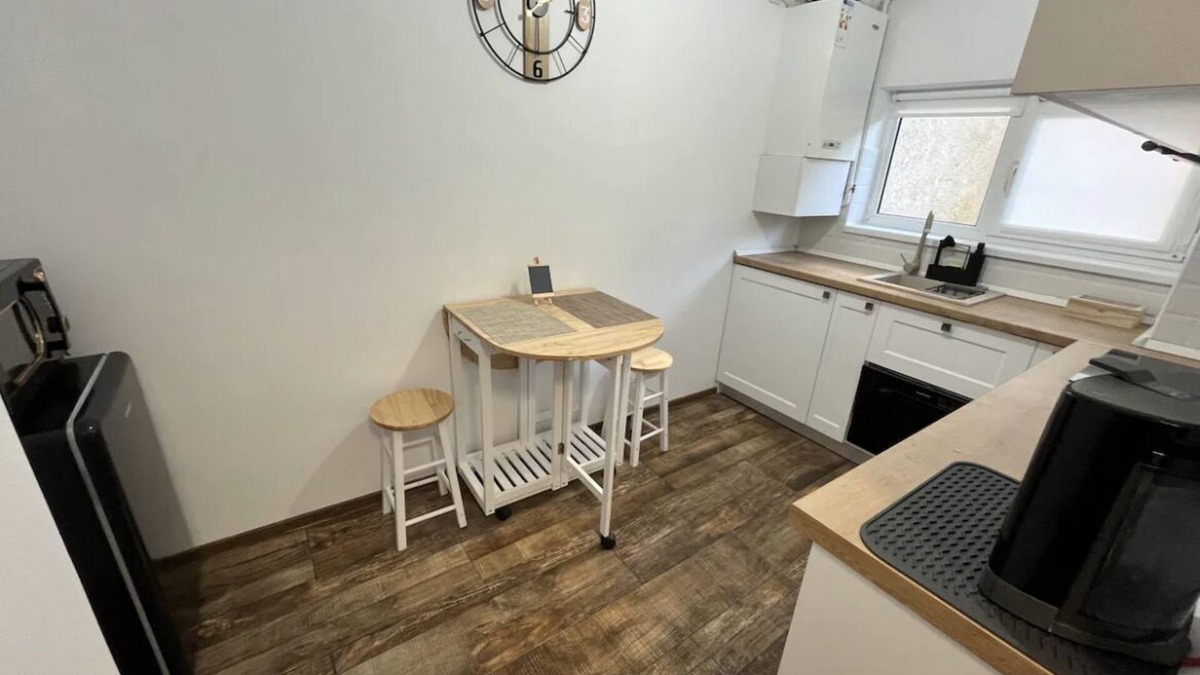 Sfantu Gheorghe Apartment | A cozy apartment close to the city centre. Ideal for couples.