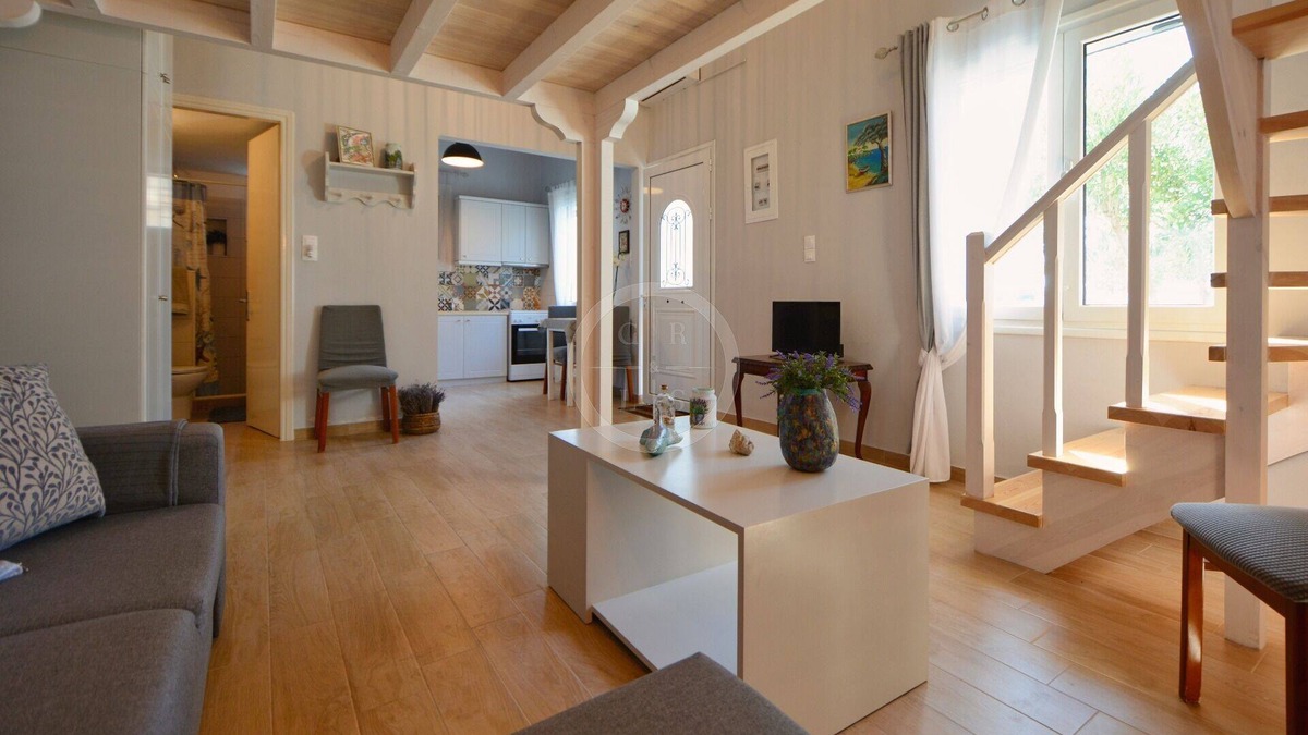 Ermionida Apartment | A cozy cute apartment in Mandrakia Ermioni next to the sea.