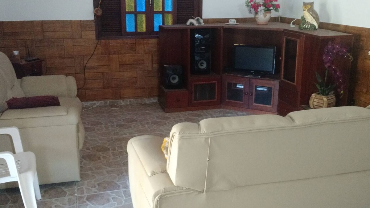 Rio das Ostras House | A cozy place to rest and relax to the sound of birdsong