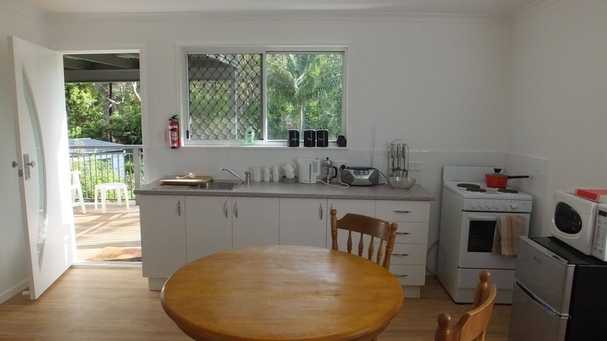 Forestdale Cottage | A cute cottage in a forest setting with FREE Wi-Fi