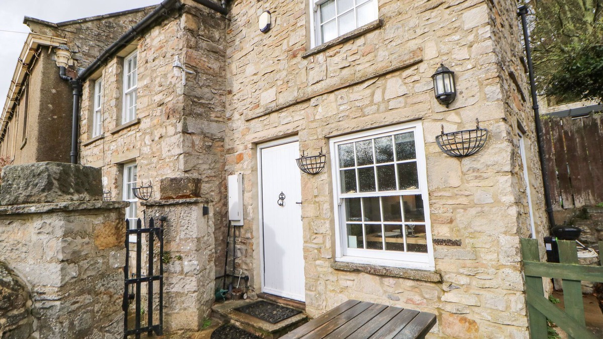 Fremington Cottage | A D Coach House