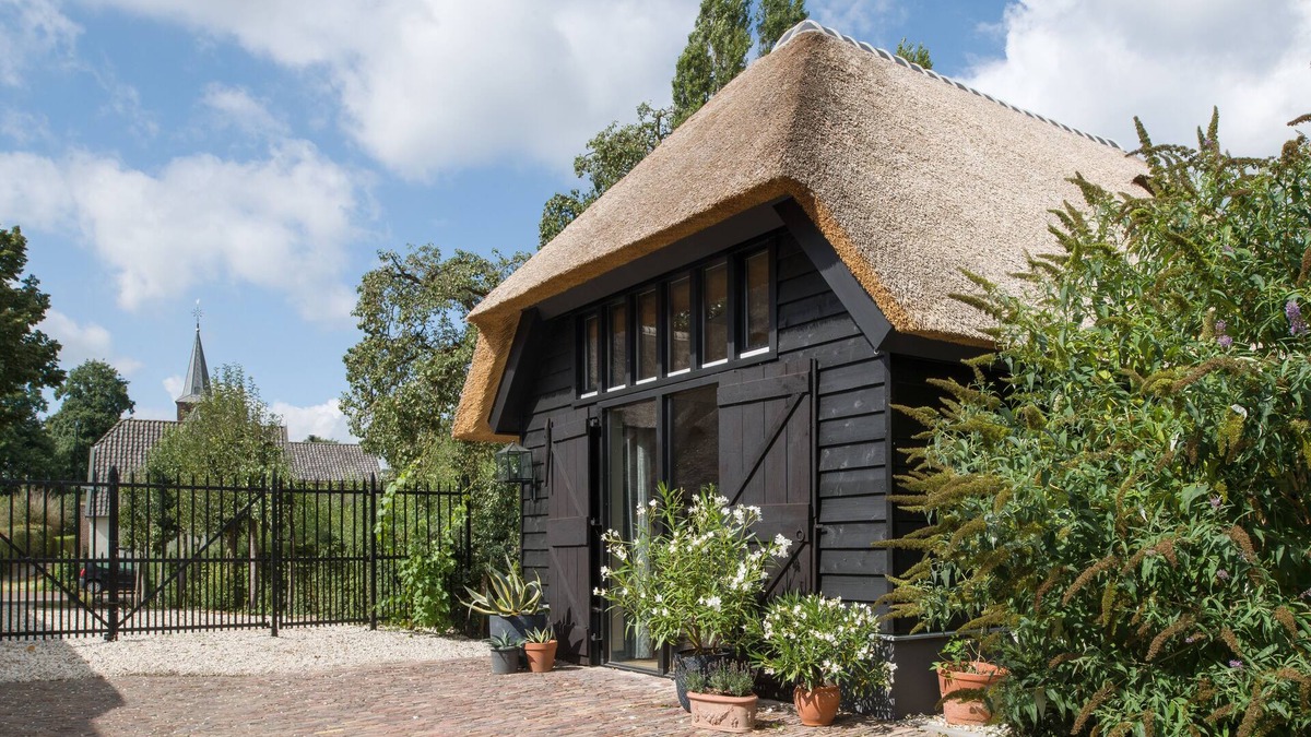 Tuil House | A DELICIOUS 4 person Cottage in the middle of De Betuwe