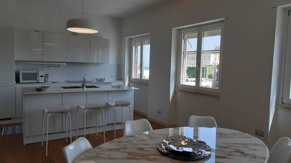 Poetto House | A design brand new apartment 100sq meters within walking distance to the beach.