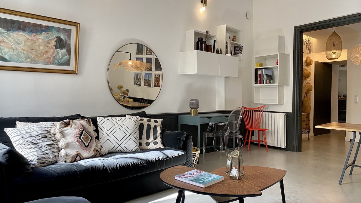 Prefecture Apartment | A Deux pas du Cours Julien, Appartement Avec Patio