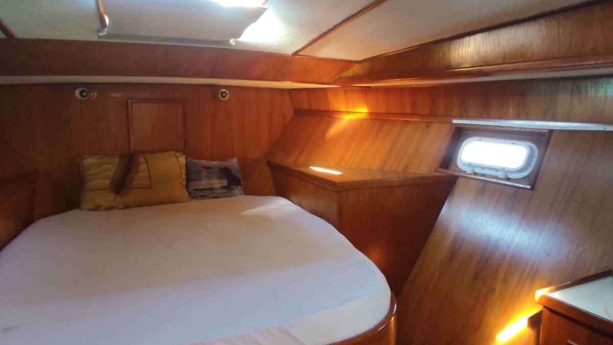 Municipality of Omisalj Boat Rental | A dream boat for a wavy vacation
