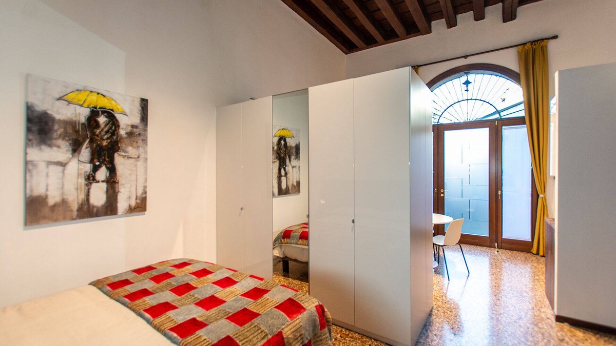 Historic Centre Apartment | A due Passi dal Duomo - Loft