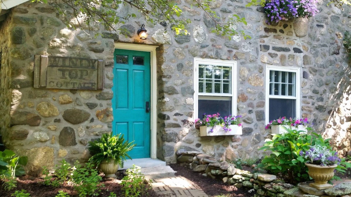North Granby House | A European Country Getaway ~ 1930s Stone Cottage In Connecticut!