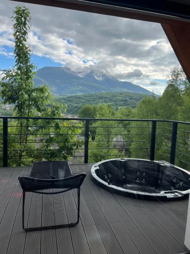 Borsa Villa | A Frame Belvedere