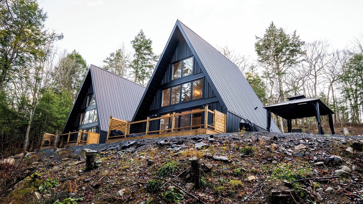 Lunenburg County Cottage | A-Frame Cottages – 2 for the price of 1! Newly Built Private Lakefront Retreat