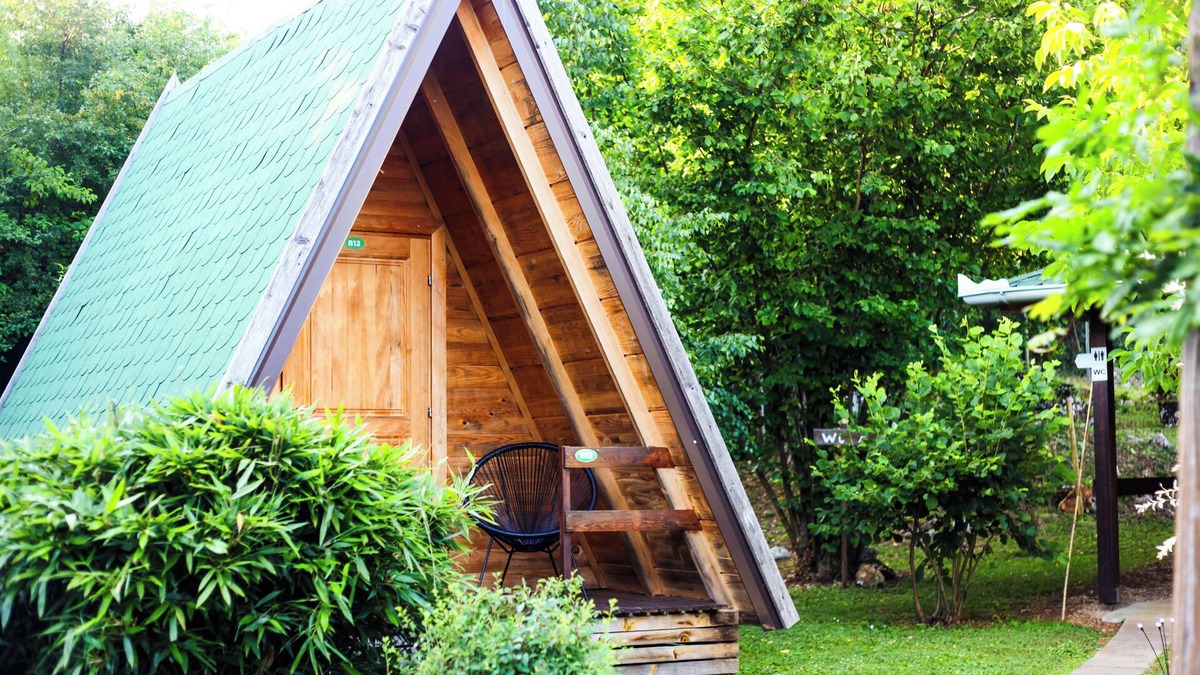 Seliste House | A-Frame Glamping Lana Haus,-with shared bathrooms, Plitvice lakes