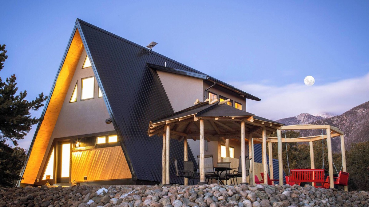 Baca Grande Cabin | A-Frame, HotTub, FirePit, Pergola, UFO Playscape, MiniAFrame ADU