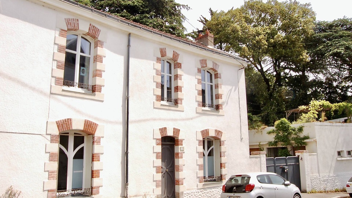Jean-Mace - Chantenay House | A garden in town