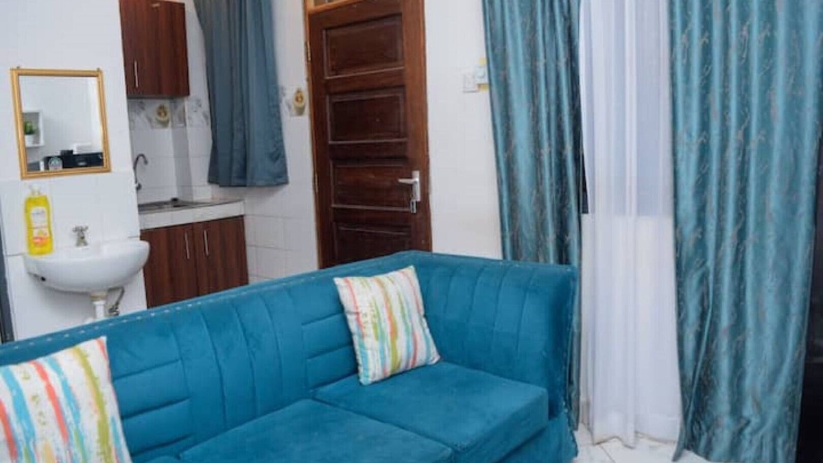 Manyimbo Apartment | A gated peaceful environment, 5 min drive to pirates beach and nyali city malll