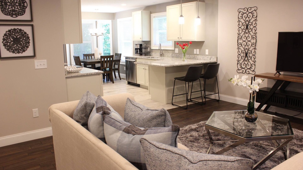 Hendersonville House | A Gem in Hendersonville, Home minutes from Downtown!