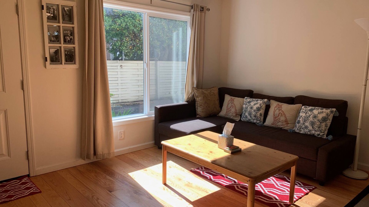 Linfield Oaks Apartment | A Gem Near Stanford and Palo Alto