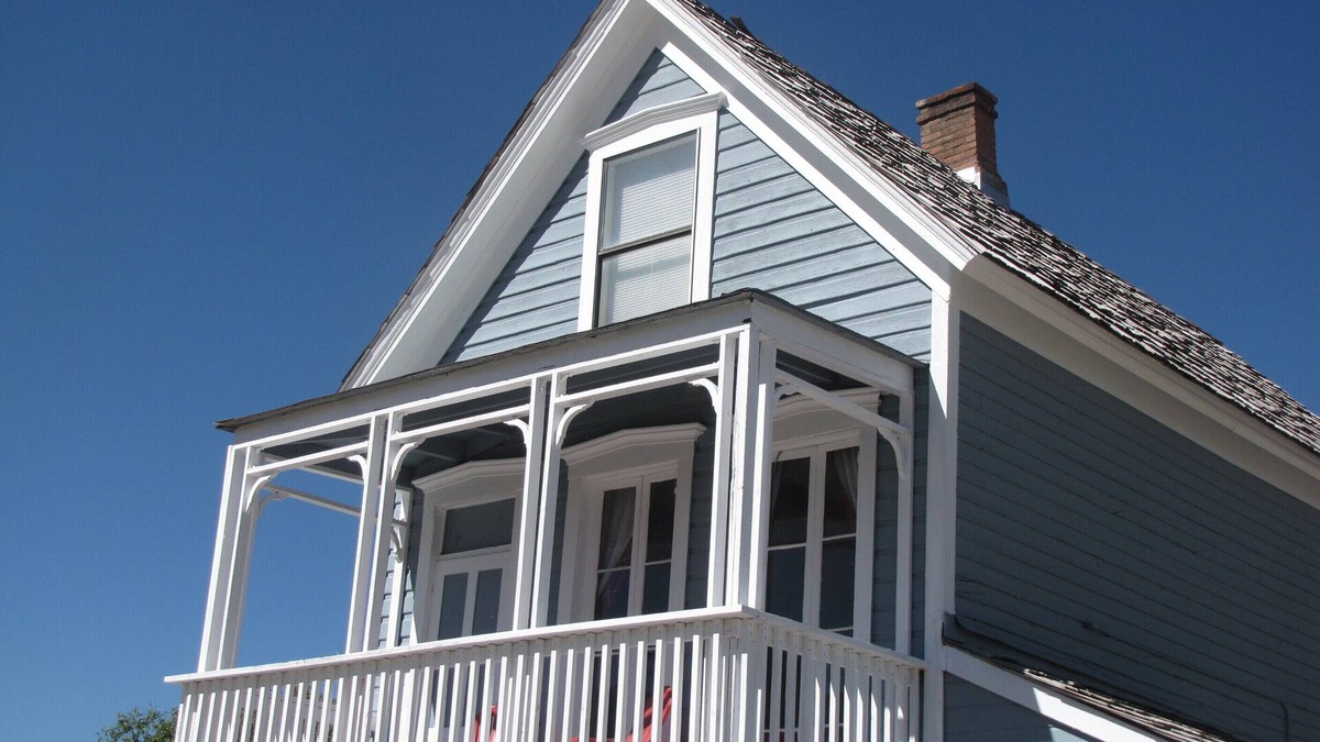 Eureka House | A Ghost Town Getaway: Peace, Quiet and Comfort on the Loneliest Road in Amercia