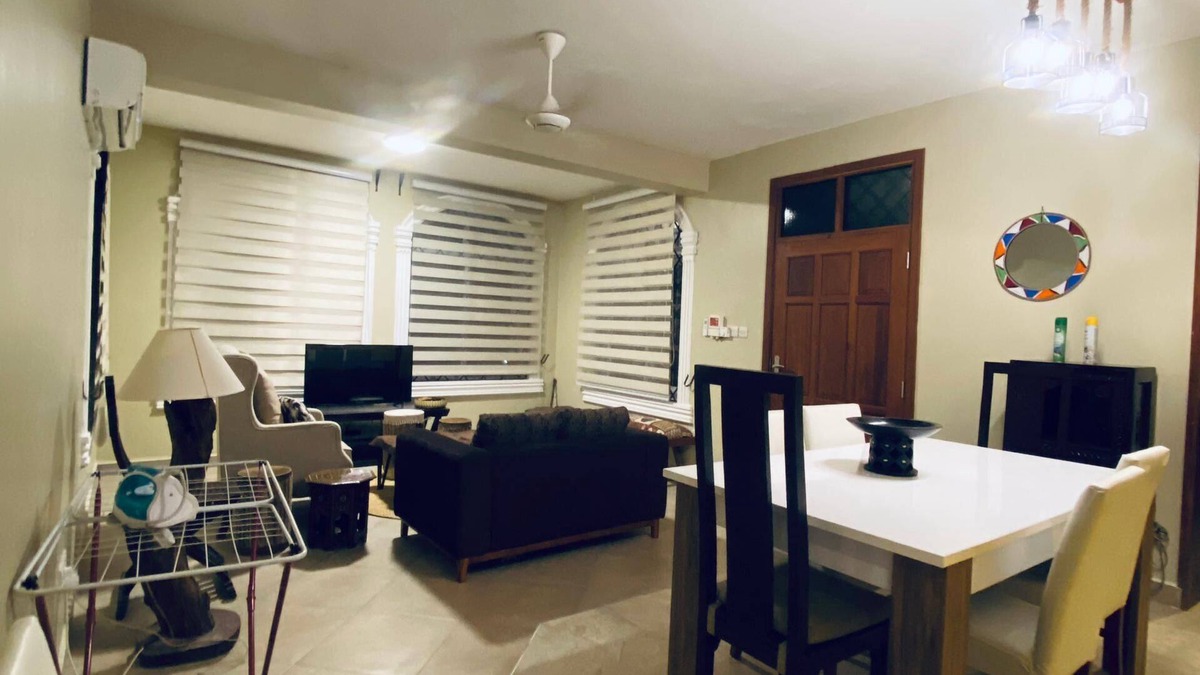 Mlingotini Apartment | A glimpse of Africa.