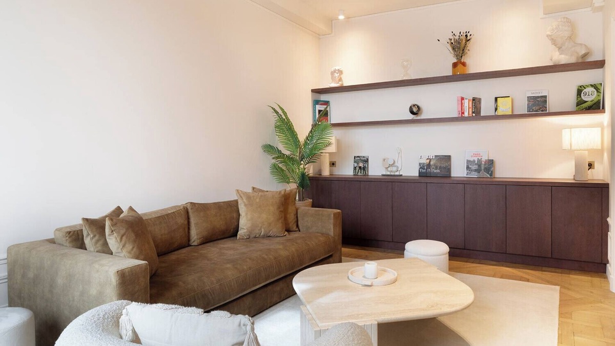 Les Halles Apartment | A Gorgeous 2-BR/2BA with Services in Louvre