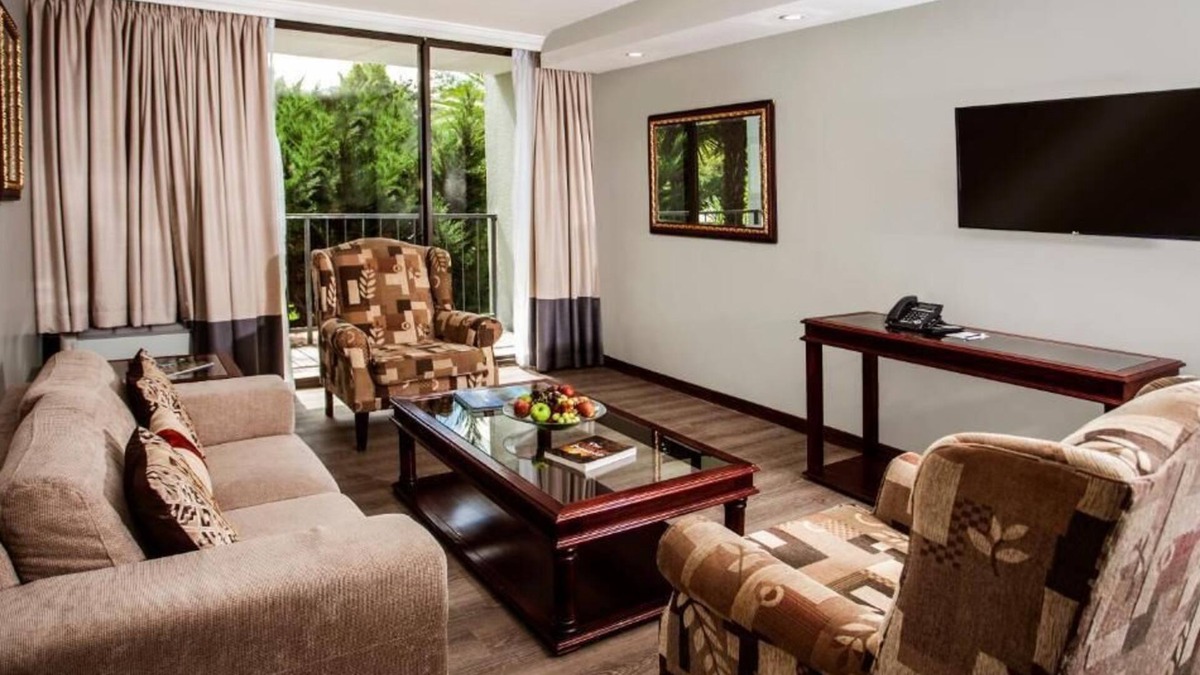 Maseru Apartment | A Haven of Comfort & Convenience! Outdoor Pool, Casino, FREE Parking Onsite!