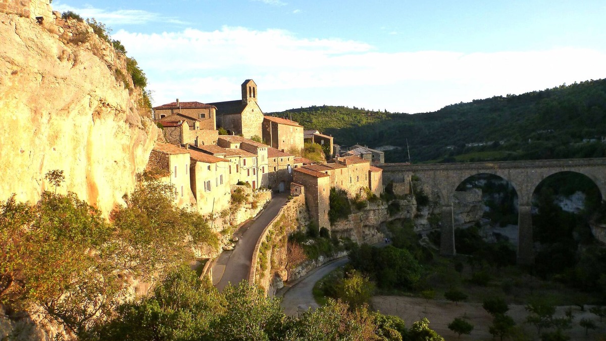Villeneuve-Minervois House | A 'Hidden Gem', In Its Own Private Walled Courtyard Just Outside Carcassonne