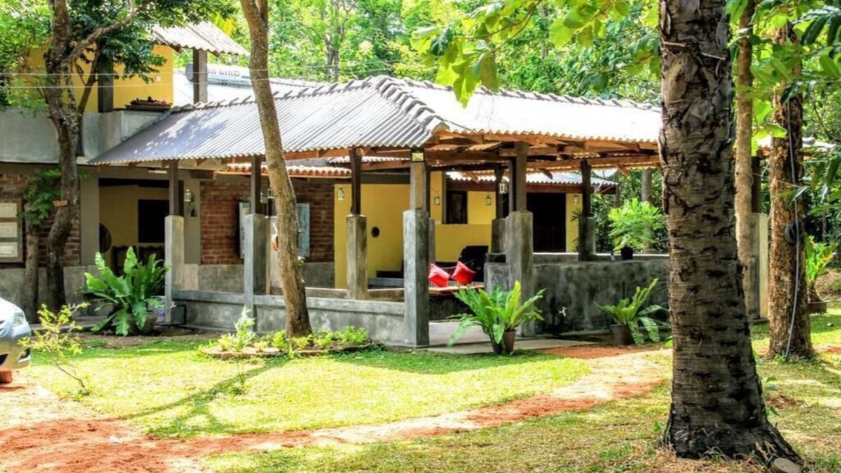 Palugaswewa Hotel | A Hidden place from the busy city to enjoy a calm and quiet stay to