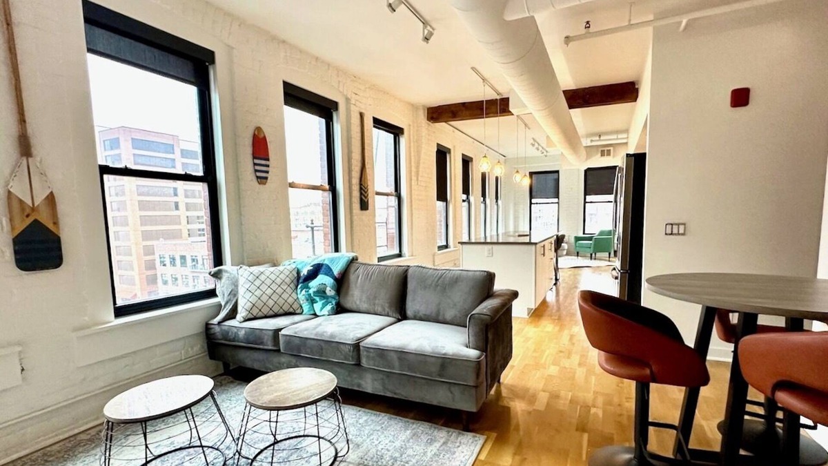 Downtown Omaha Apartment | A historic beautifully detailed suite, 1,300 square foot, corner loft in the heart of the Old Market