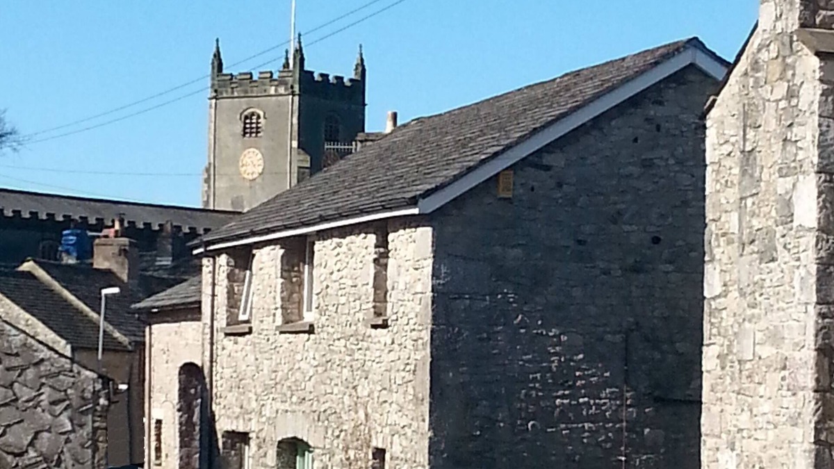 Warton House | A holiday barn in the Arnside and Silverdale AONB - coast, lakes and fells!