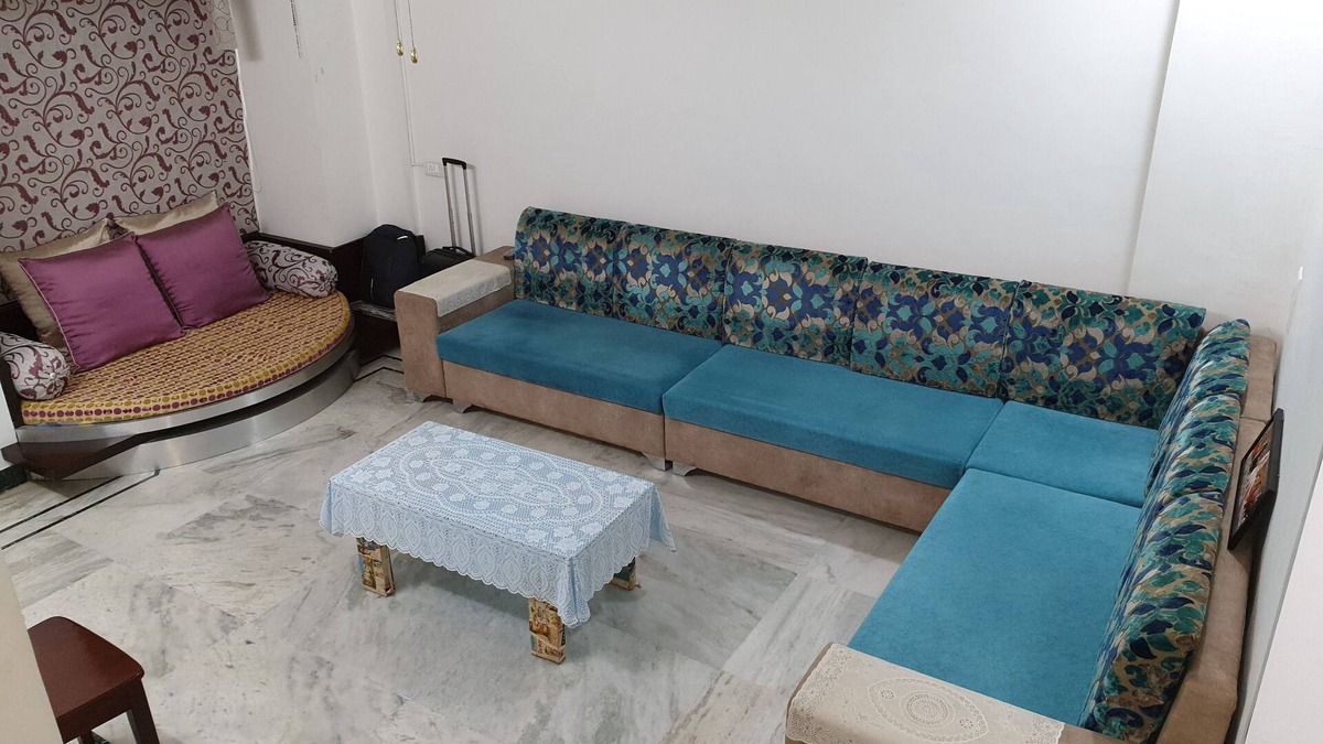 Nashik House | A home away. City centered 3 BHK bungalow.