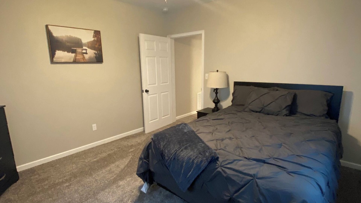 Jefferson City Apartment | A Home Away From Home