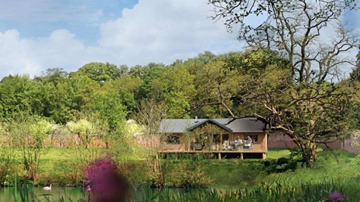 Exton Cottage | A home from home canvas-wrapped three bedroom colonial style tent. Within 500 hectares of parkland.