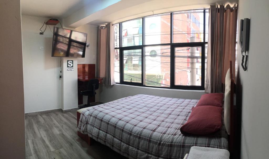 El Tambo Hotel | A-Hope Suite Hotel