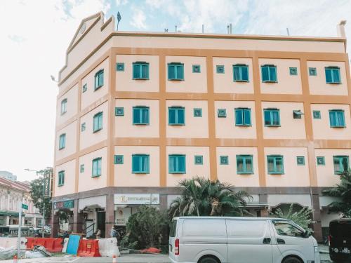 Little India Hotel | A Hotel Desker, Stay from 10PM to 9AM