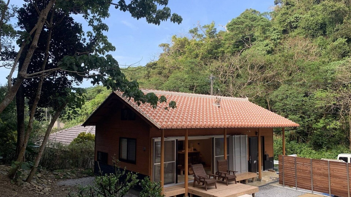 Genka House | A house in the forest, with a large garden for barbecue and a nearby river to play as much as you like.