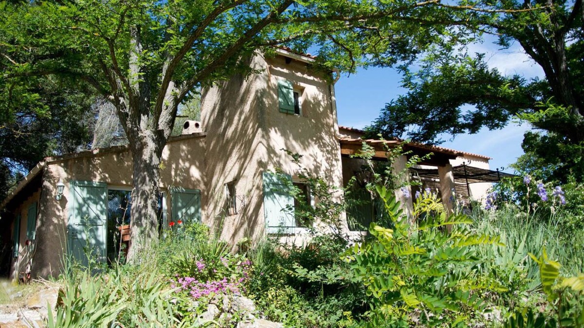 Beaurecueil House | A house in the middle of the countryside