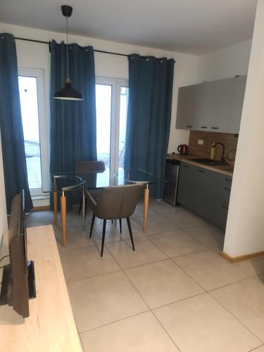 Poznan City Center Apartment | A&J Studios Mostowa Old Town