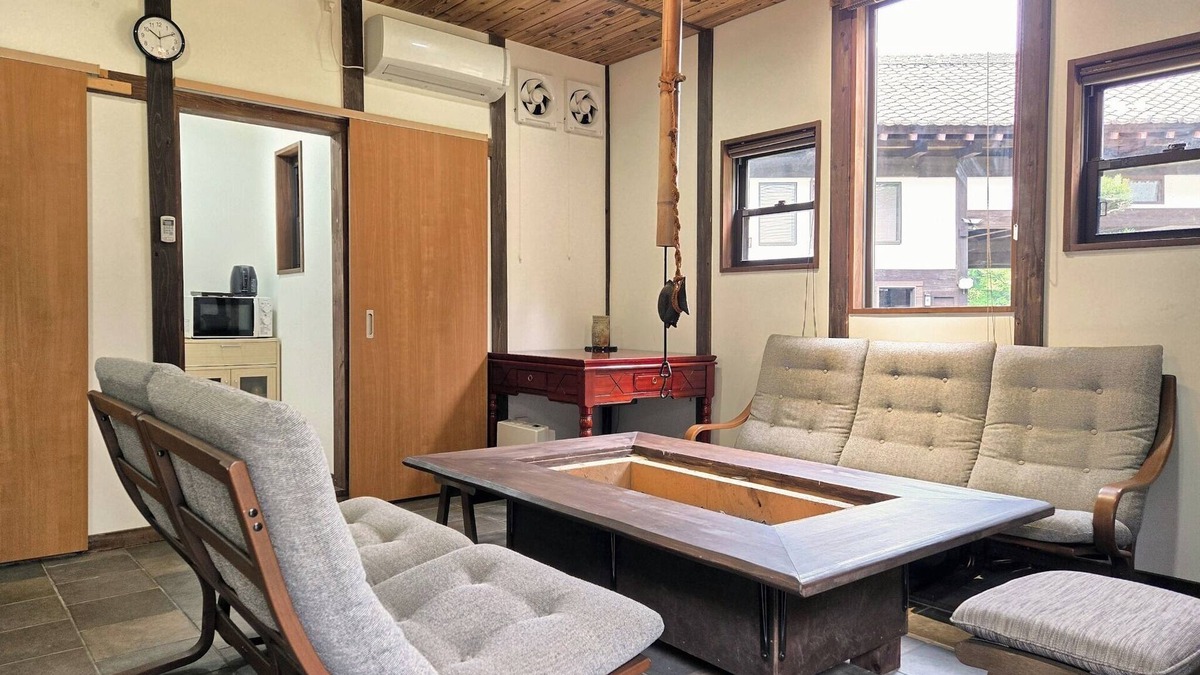 Yotsukaido House | A Japanesemodern house for rent surrounded by the scent of tatami mats and the warmth of woodpets - Ikshuku Ikkei Life Connection Kotoshiro/Yotsukaido Chiba
