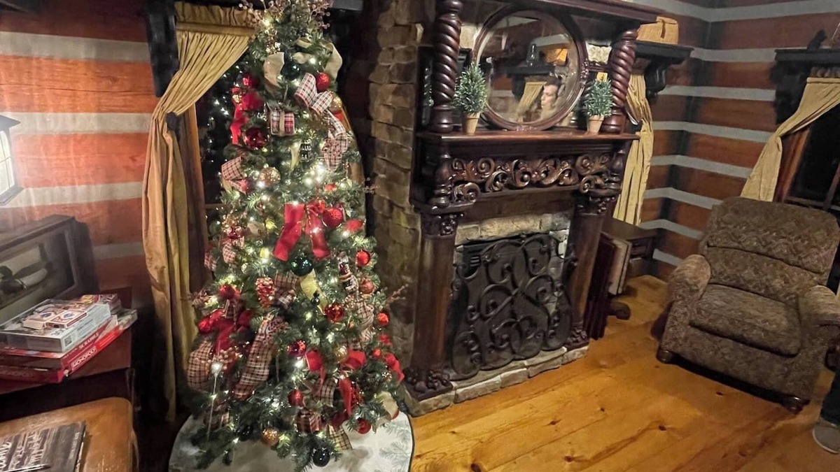 Park City Cabin | A Kentucky Cabin - Cozy Secluded Cabin One Mile From Mammoth Cave National Park