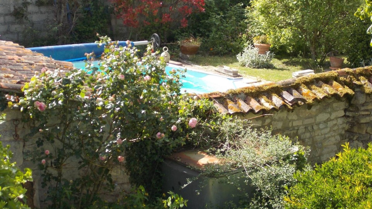 Saint-Hilaire-de-Villefranche Bed & Breakfast | A L'Antan - La Ferme D'Octave