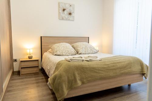 Le Pin Apartment | A L'Ombre du Pin "1" - Ground-Floor T3 near Disneyland and Paris, 1-6 Guests
