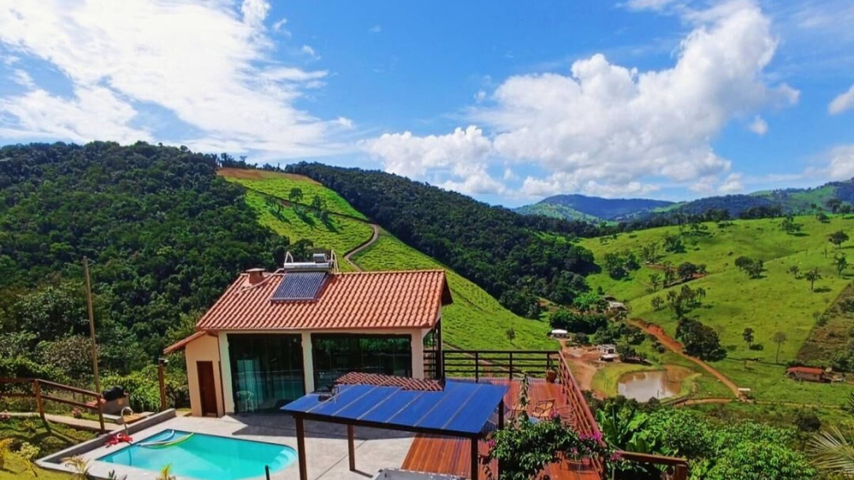 Moeda House | A Lapinha do Sertão é uma casa de hospedagem temporária, com vista panorâmica.