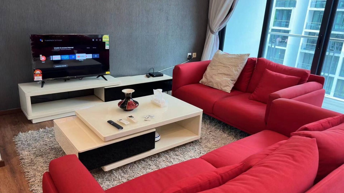 Kuching Apartment | A Largest Shopping Mall in Downstair