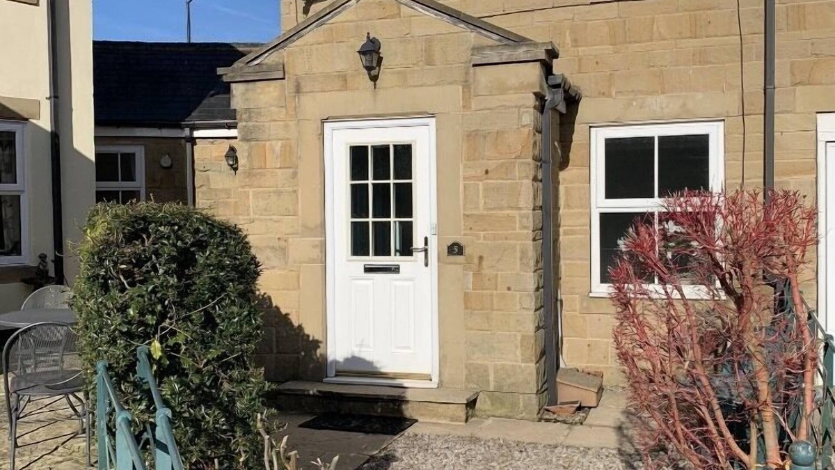 Spofforth House | A Little Gem in a beautiful village of Spofforth nr Harrogate and Wetherby