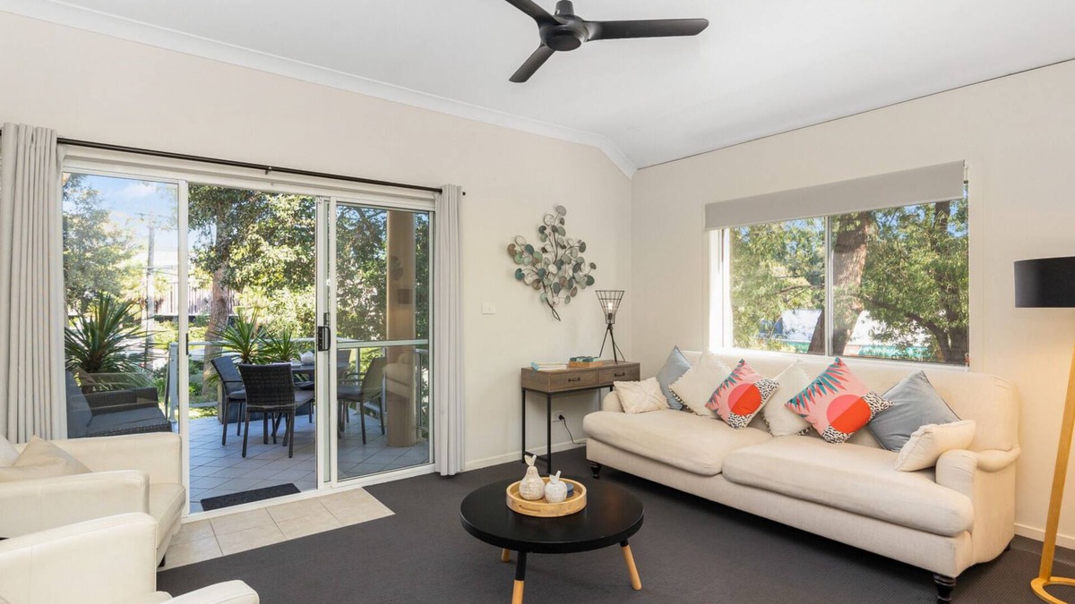 Mollymook Beach House | A Little Jewel By The Sea
