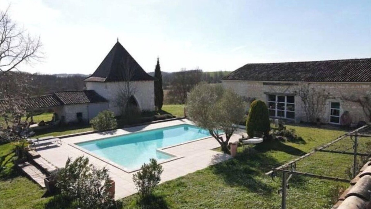 Razac-d'Eymet House | A little paradise in purple Périgord